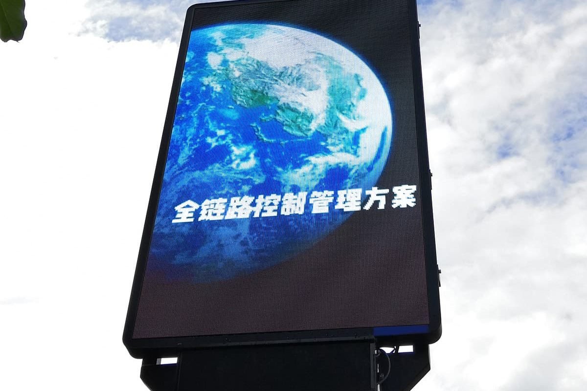 LED digital signage14-1